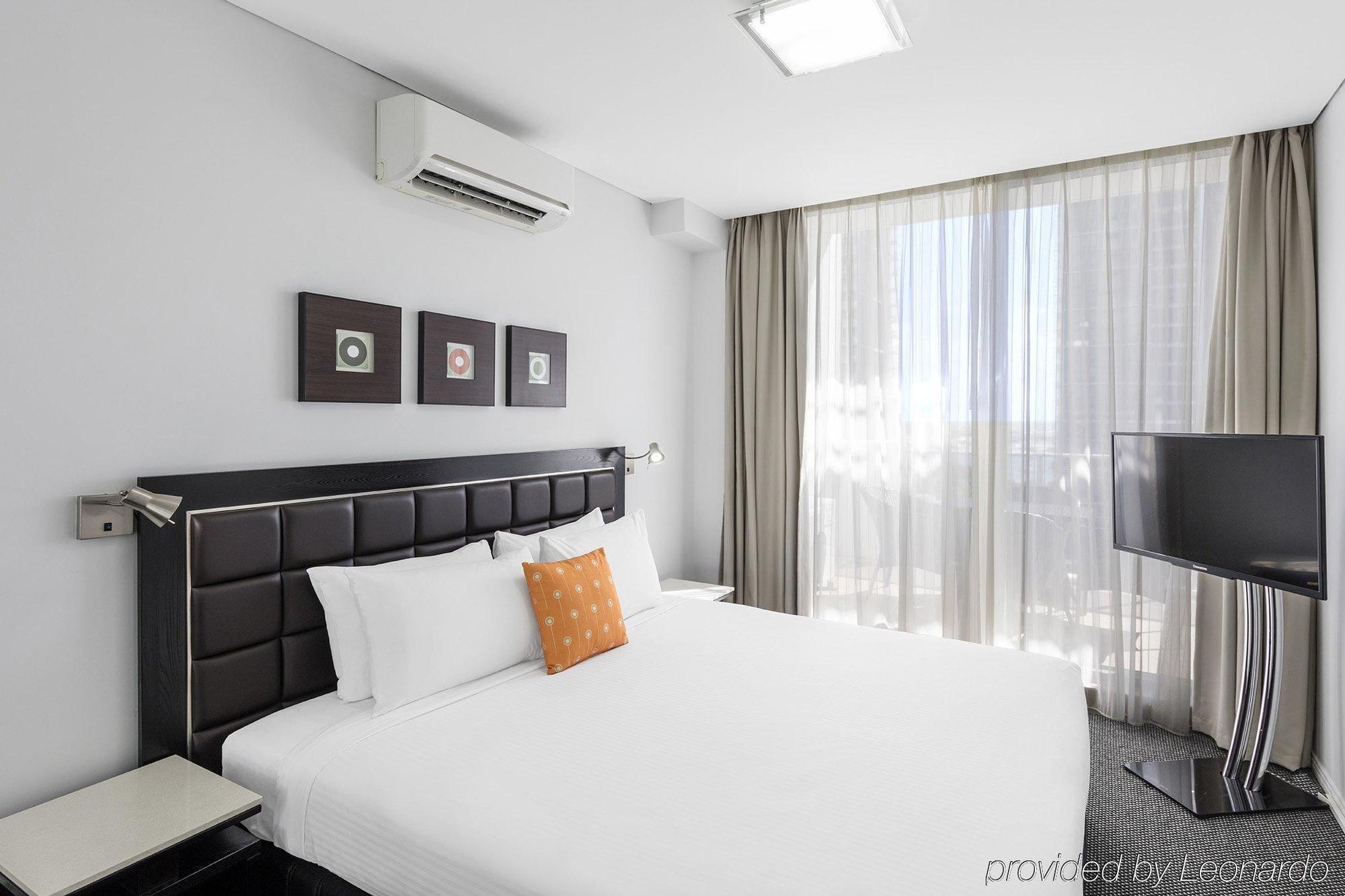 Meriton Serviced Apartments Aqua Street Gold Coast Ngoại thất bức ảnh