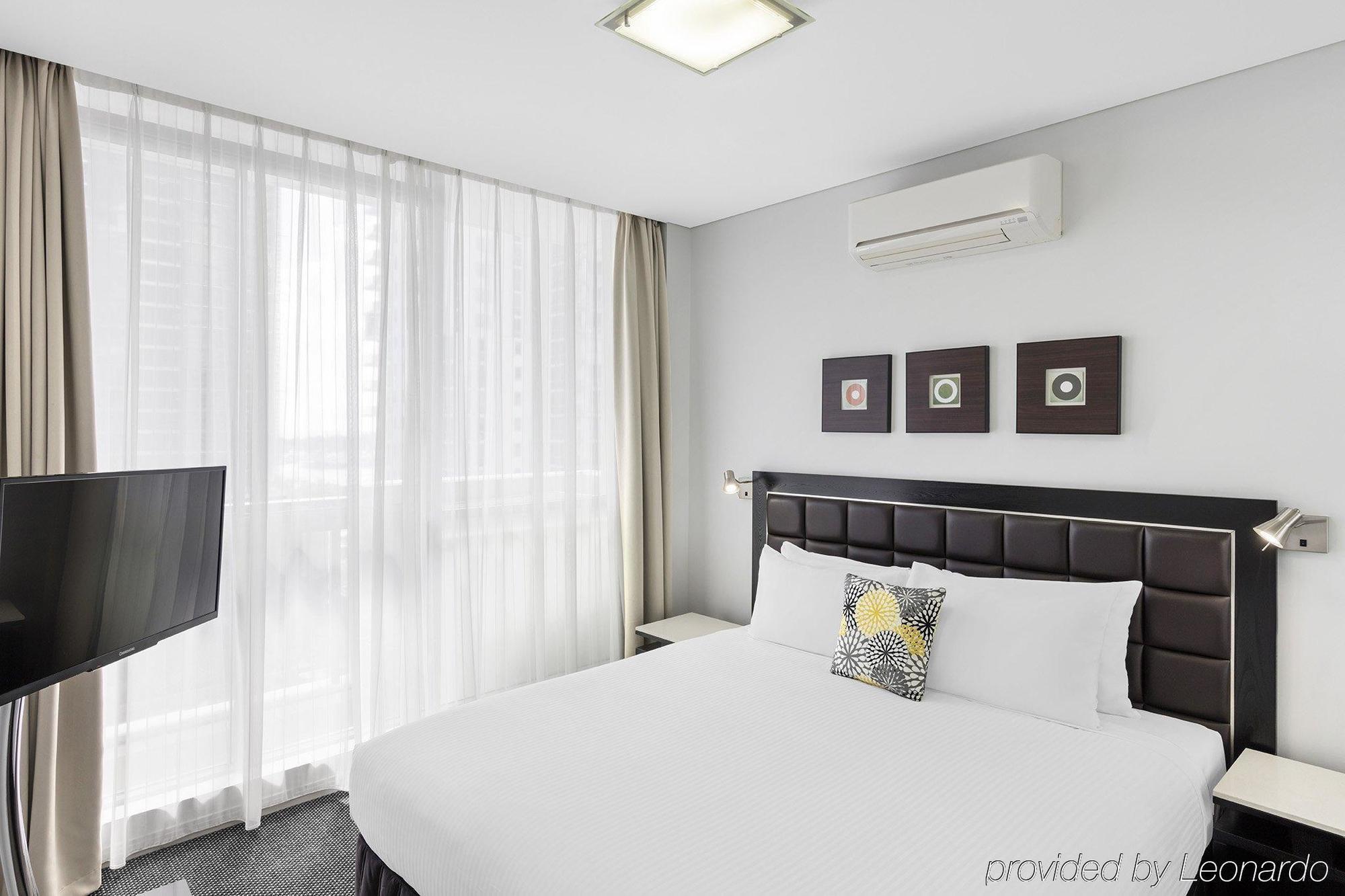 Meriton Serviced Apartments Aqua Street Gold Coast Ngoại thất bức ảnh